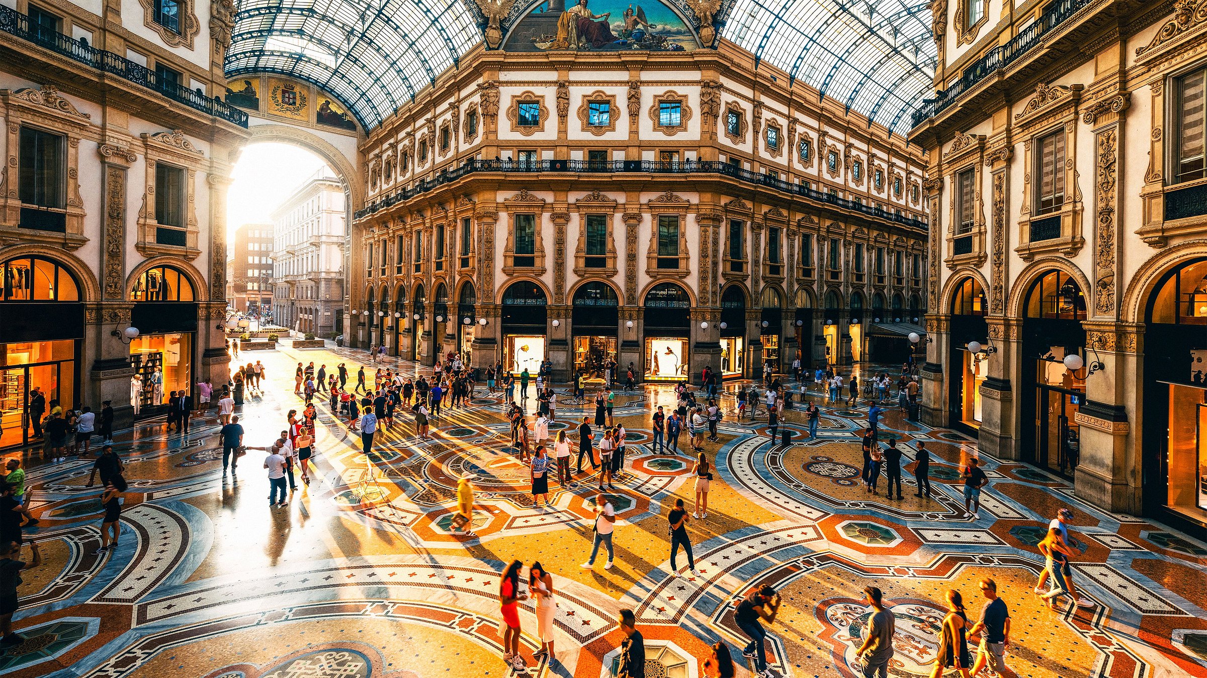 Galleria Vittorio Emanuele II luxury shopping